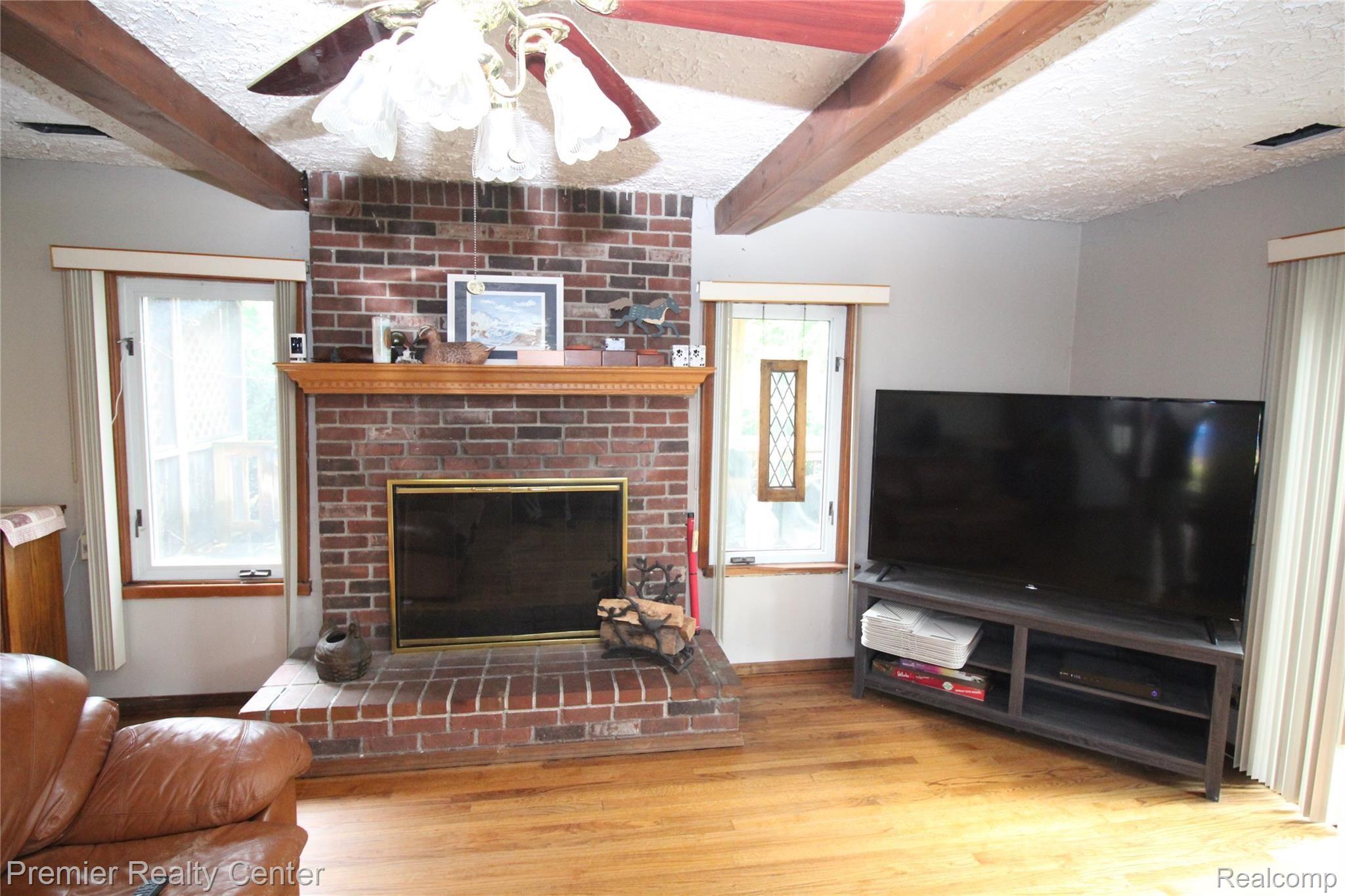 1784 Union Lake Road Commerce Township, MI 48382 - Photo 11 of 42 IMG_6709.JPG