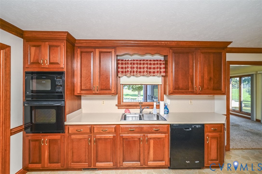7120 Hughes Road Sandston, VA 23150 - Photo 2 of 49 Gallery Image 2