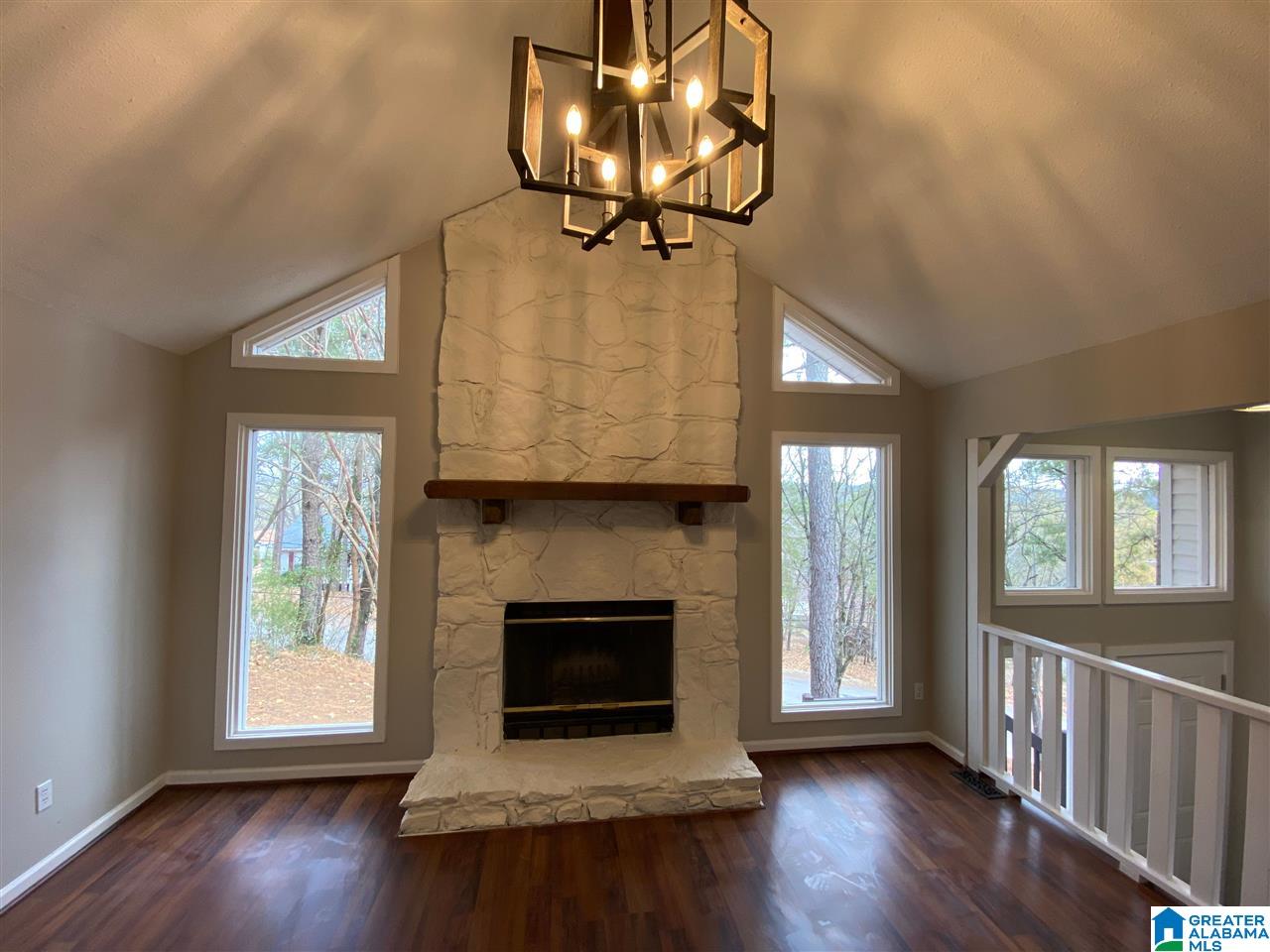 525 Bennett Drive Alabaster, AL 35007 - Photo 6 of 50