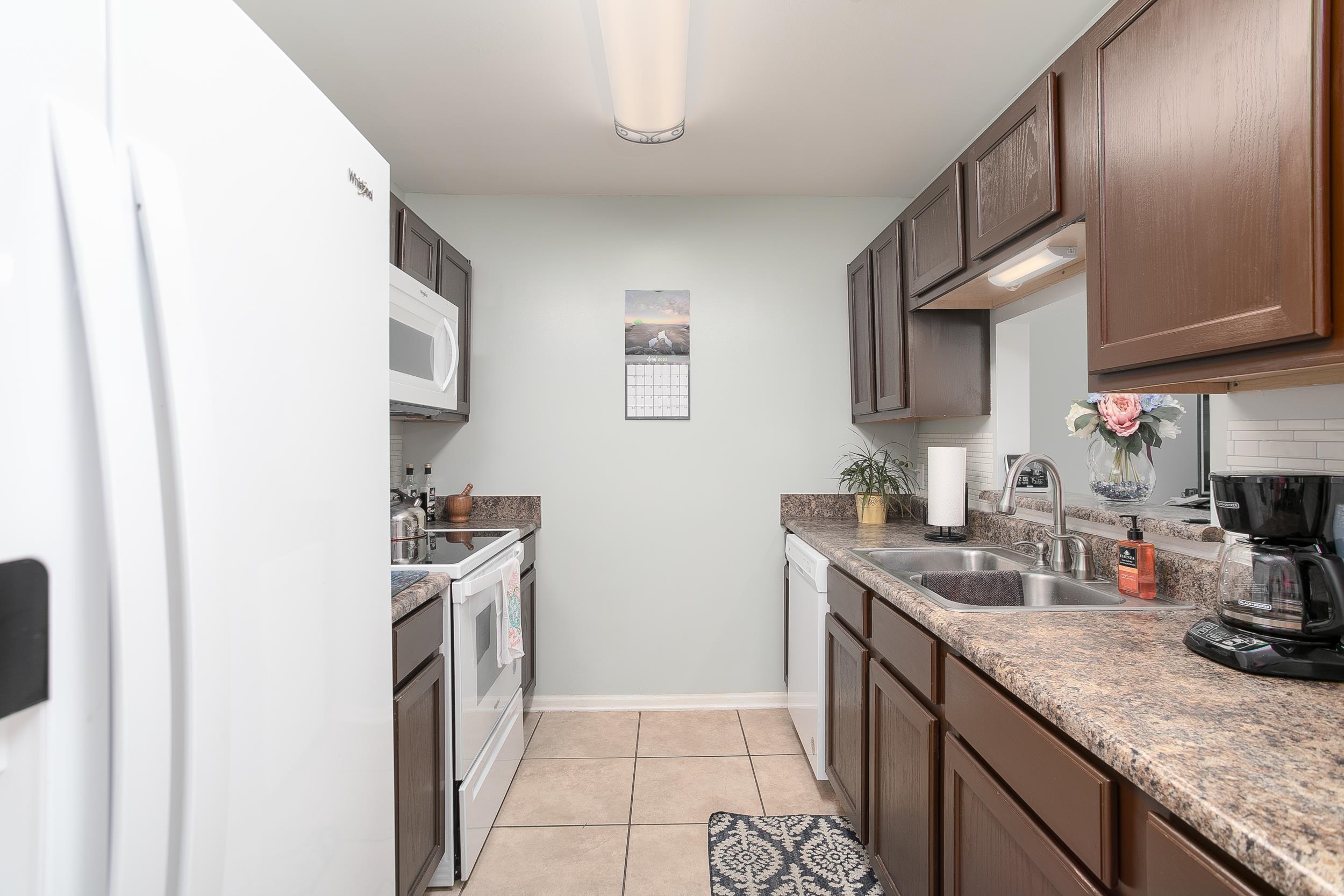 1517 Regency Road, Unit 42 Gulf Shores, AL 36542 - Photo 6 of 39 Kitchen