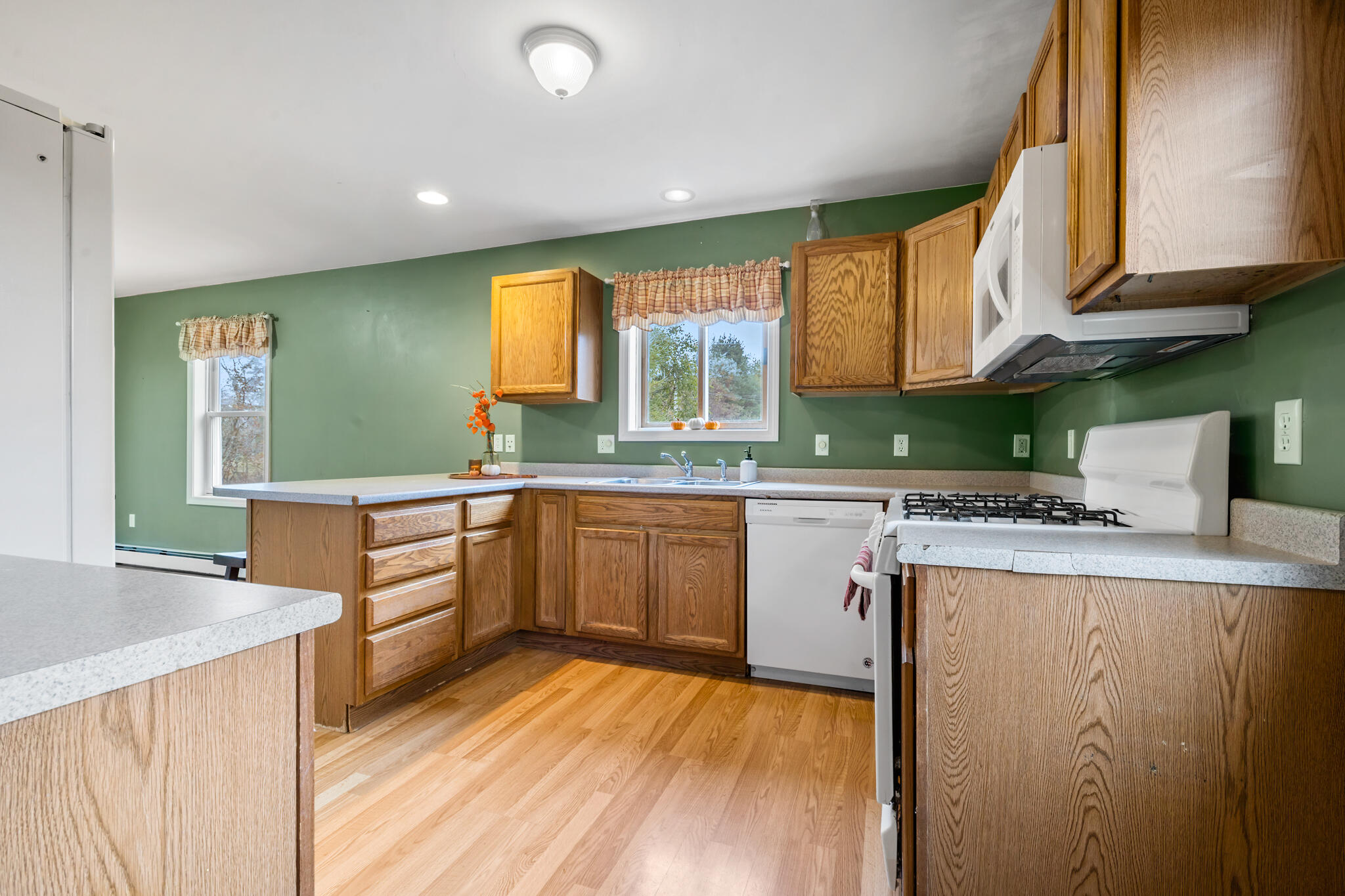 35 Crockett Point Road Bernard, ME 04612 - Photo 3 of 41 CINDI
