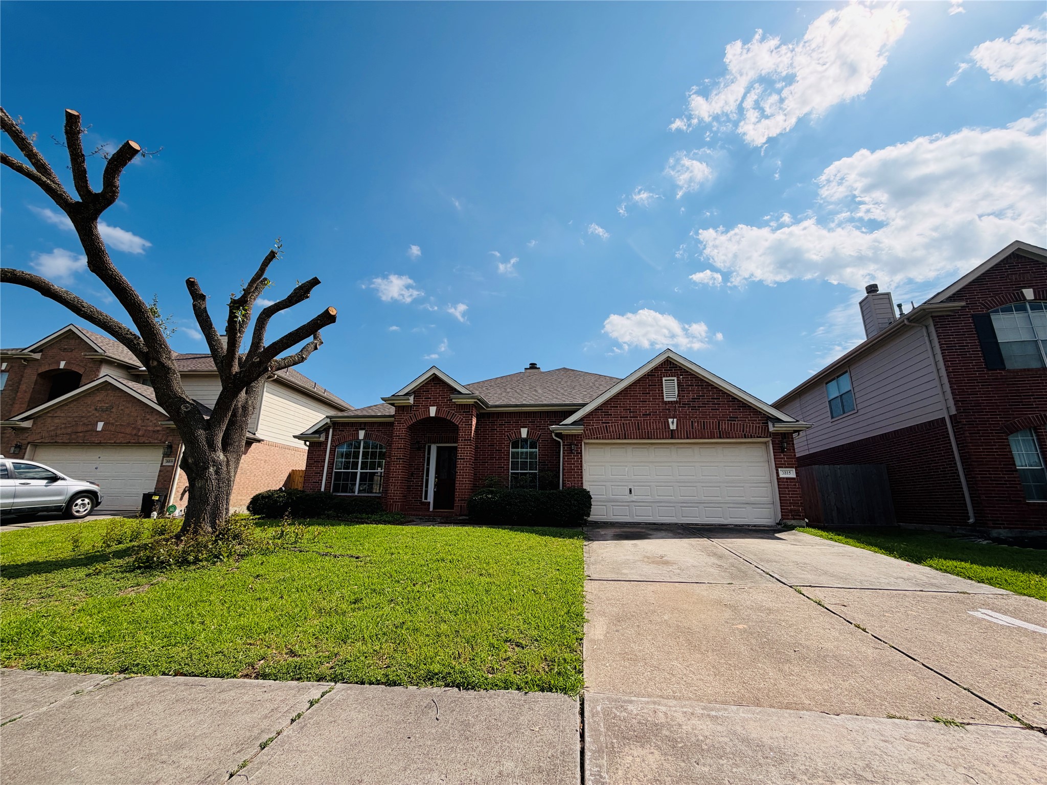 3815 Beacon's View Friendswood, TX 77546 - Photo 3 of 28