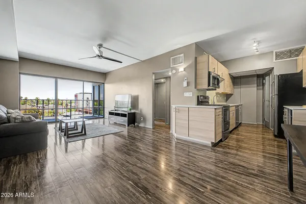 $295,000 | 805 North 4th Avenue, Unit 501, Phoenix, AZ 85003