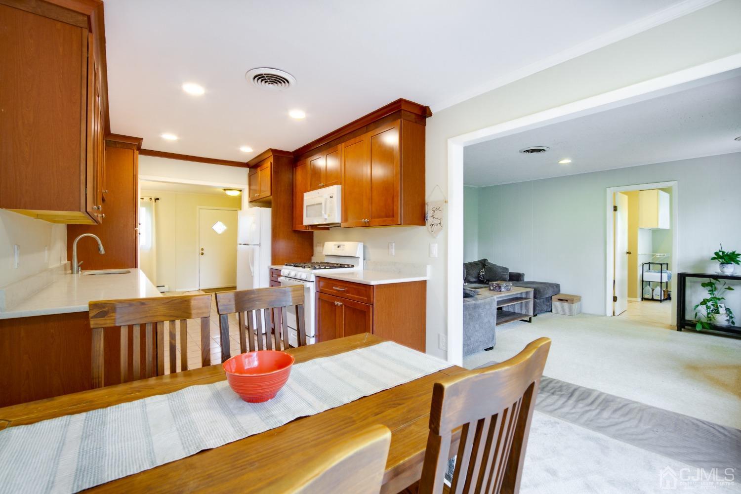 4 Stanworth Road Kendall Park, NJ 08824 - Photo 7 of 19 Breakfast Nook