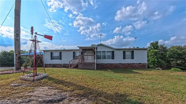 $314,900 | 1747 Lynchburg Road, Westfield, NC 27053