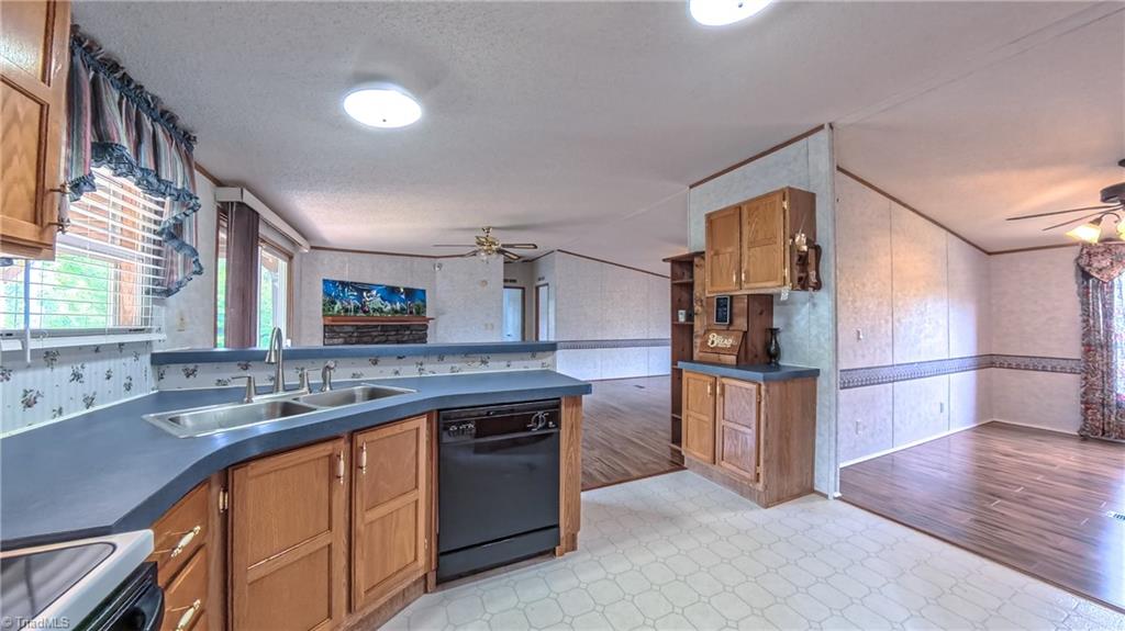 1747 Lynchburg Road Westfield, NC 27053 - Photo 28 of 50