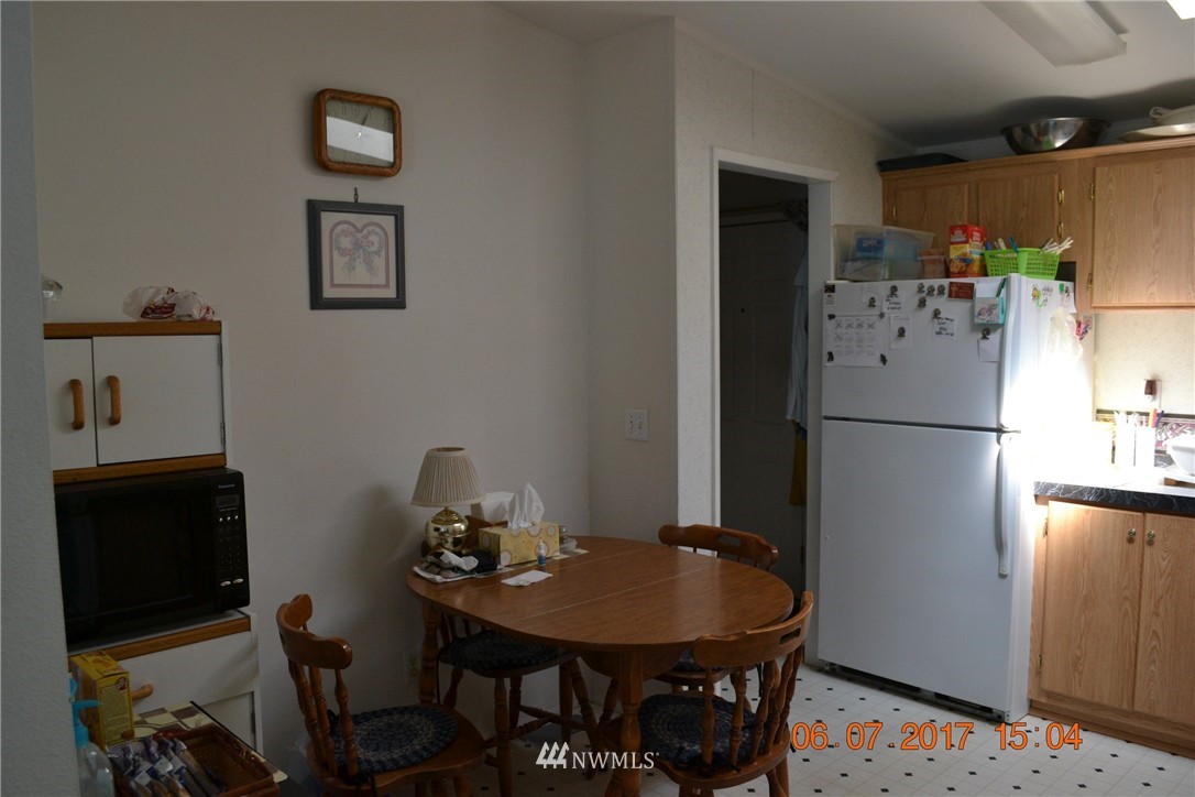 28 Golden Road Oroville, WA 98844 - Photo 5 of 16 Gallery Image 5