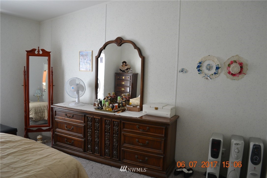 28 Golden Road Oroville, WA 98844 - Photo 8 of 16 Gallery Image 8