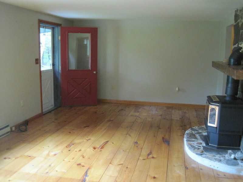 569 Turner Road Bremen, ME 04551 - Photo 16 of 34 Living Room.
