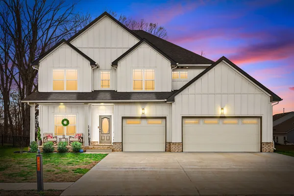 $455,000 | 942 Alton Drive, Clarksville, TN 37043