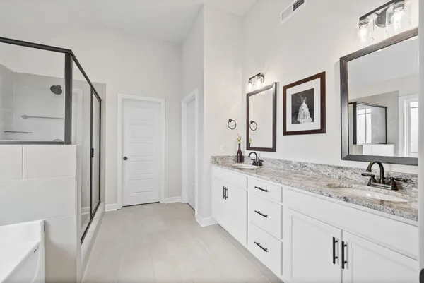 $455,000 | 942 Alton Drive, Clarksville, TN 37043