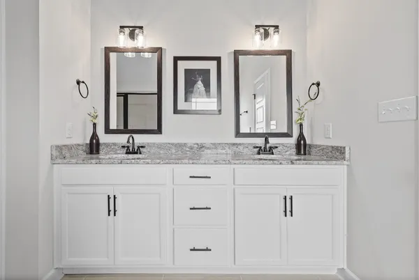 $455,000 | 942 Alton Drive, Clarksville, TN 37043