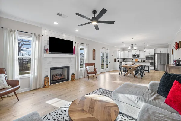 $455,000 | 942 Alton Drive, Clarksville, TN 37043