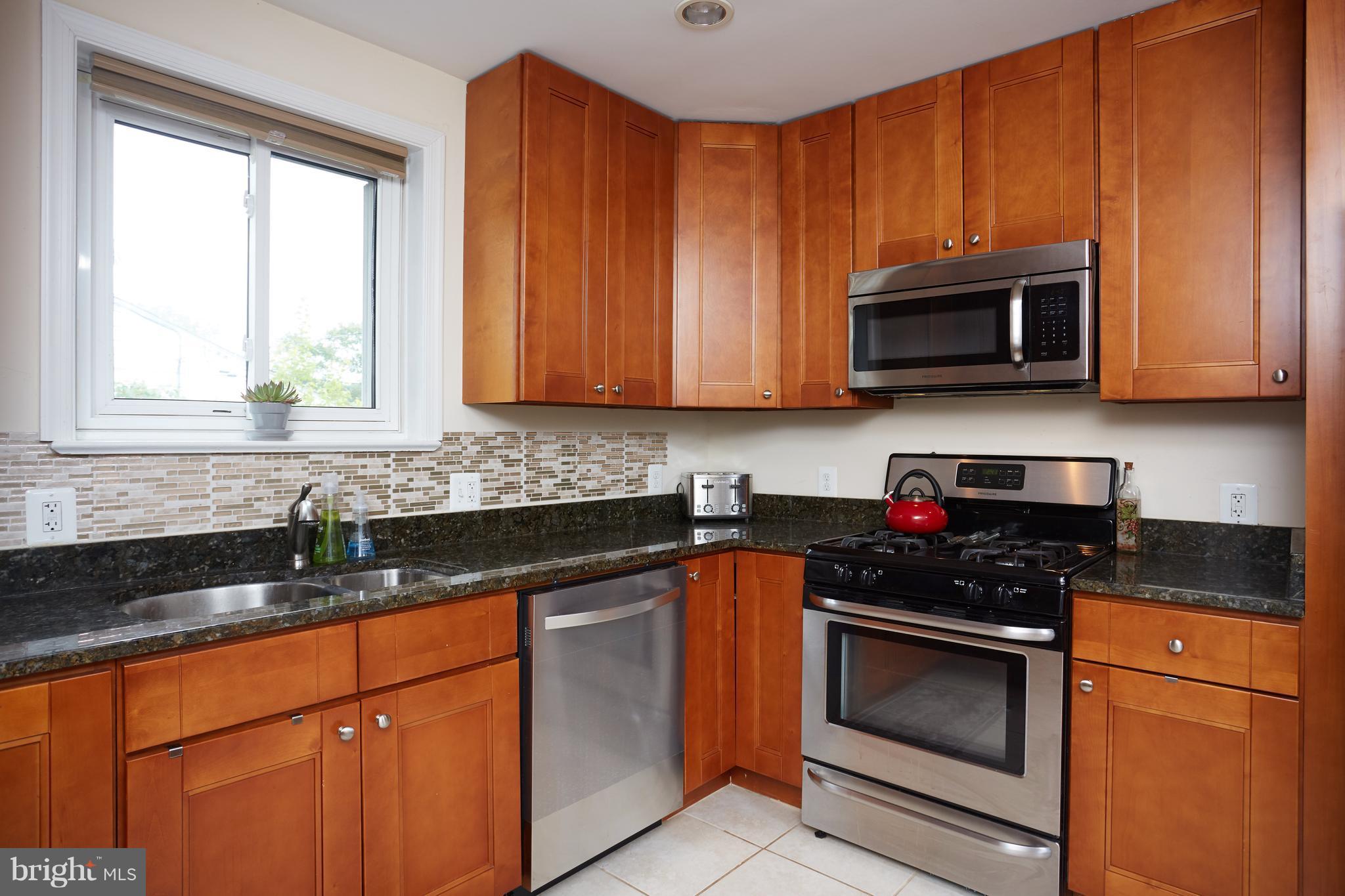 10609 Edgewood Avenue Silver Spring, MD 20901 - Photo 14 of 30 Kitchen