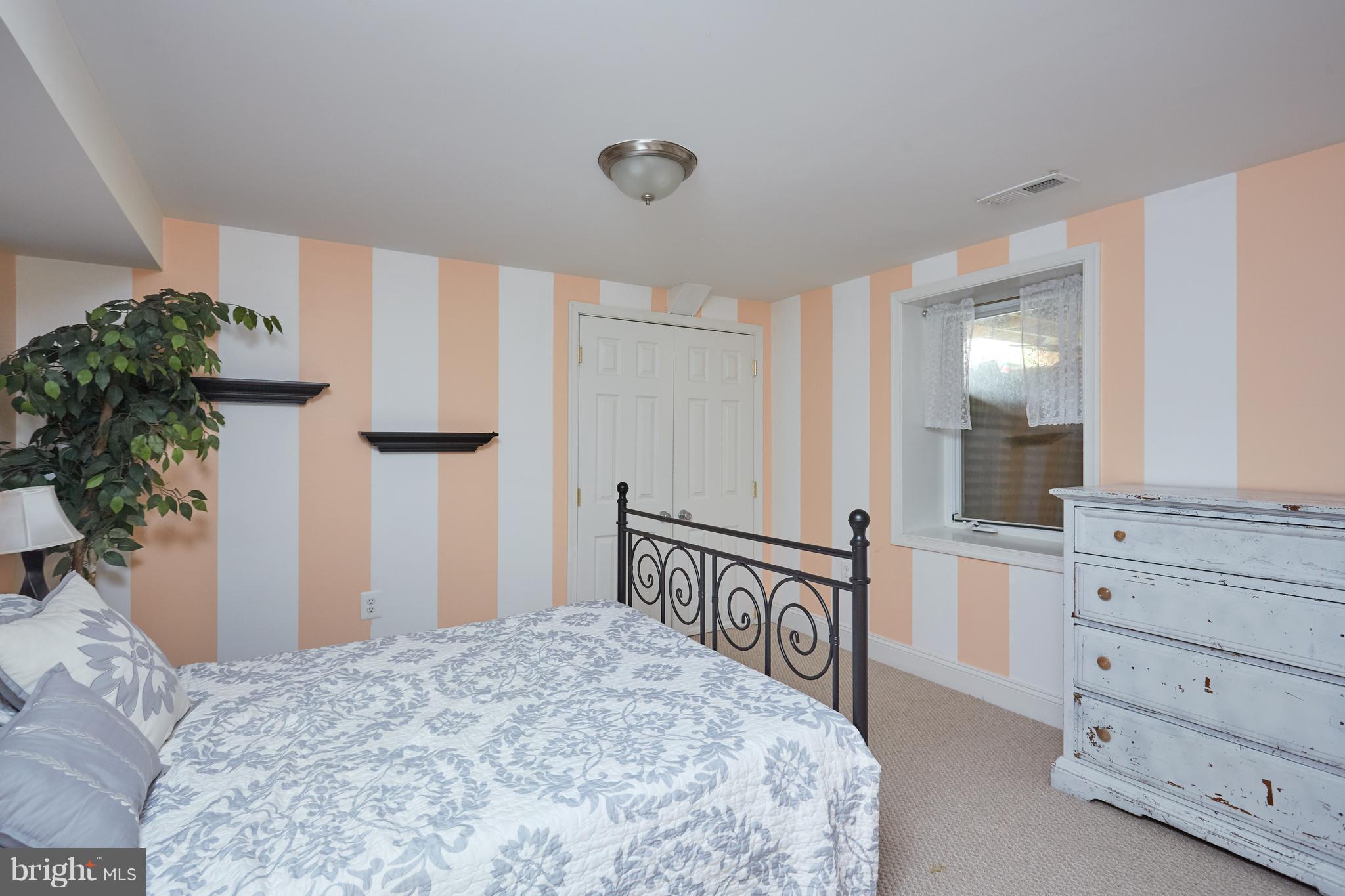 10609 Edgewood Avenue Silver Spring, MD 20901 - Photo 24 of 30 Bedroom