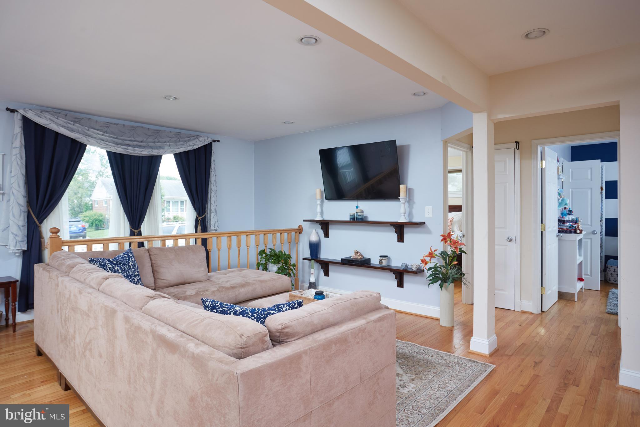 10609 Edgewood Avenue Silver Spring, MD 20901 - Photo 7 of 30 Interior (General)