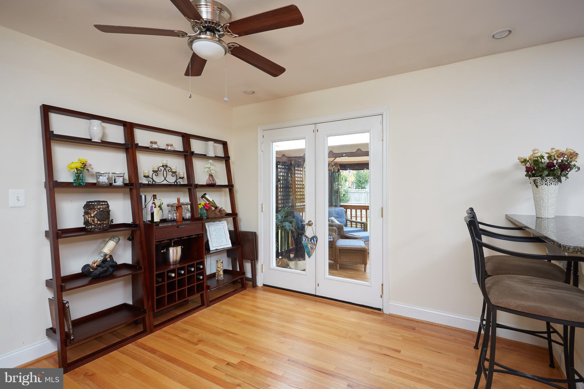 10609 Edgewood Avenue Silver Spring, MD 20901 - Photo 10 of 30 Interior (General)