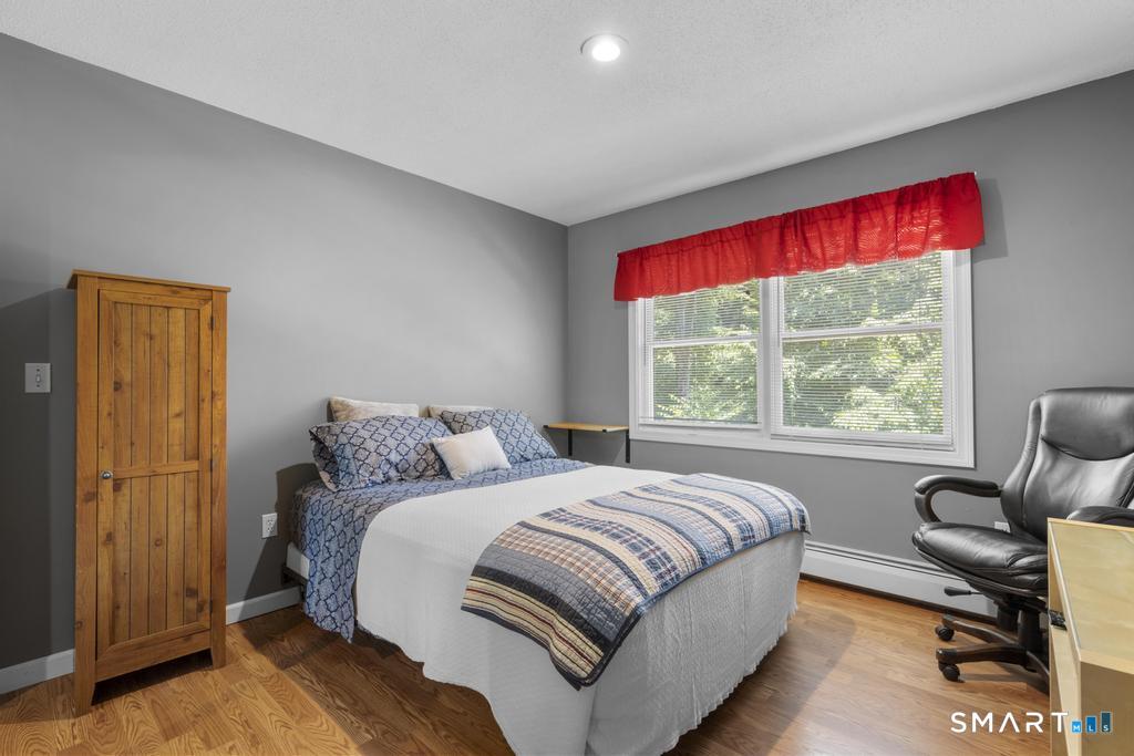 2 Brickham Way Burlington, CT 06013 - Photo 28 of 37