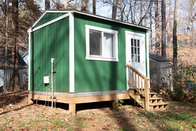 $490,000 | 2509 Old NC 10, Hillsborough, NC 27278