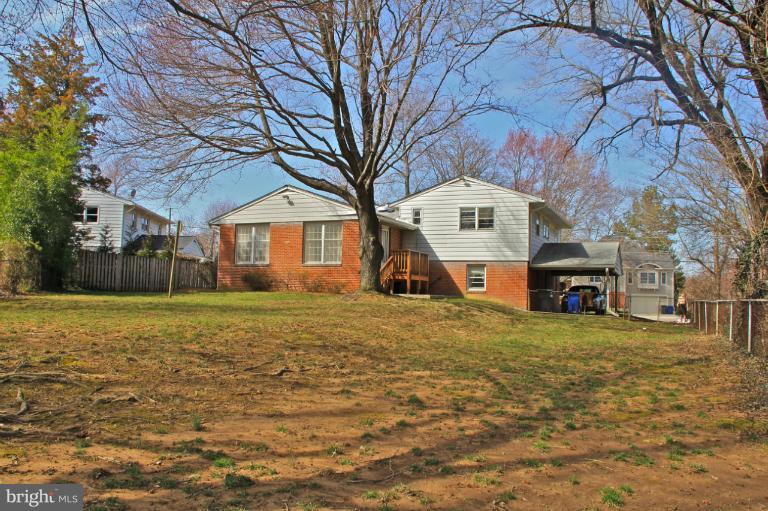 7109 Sea Cliff Road McLean, VA 22101 - Photo 12 of 27 Exterior (Rear)