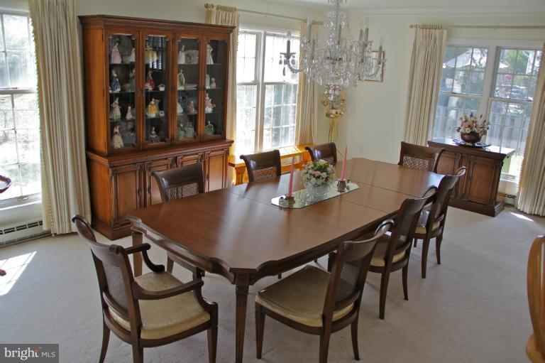7109 Sea Cliff Road McLean, VA 22101 - Photo 8 of 27 Dining Room
