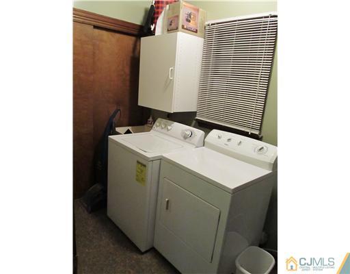 86 Washington Road Sayreville, NJ 08872 - Photo 5 of 10 Gallery Image 5