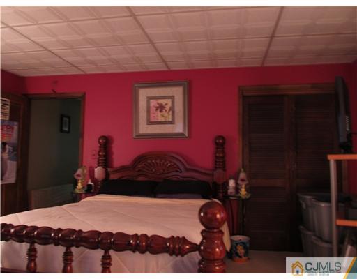 86 Washington Road Sayreville, NJ 08872 - Photo 6 of 10 Gallery Image 6