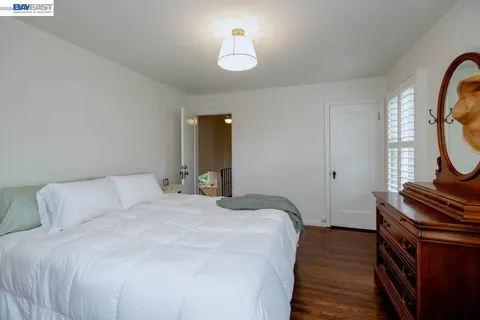 $995,000 | 905 Del Mar Avenue, Alameda, CA 94501
