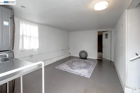 $995,000 | 905 Del Mar Avenue, Alameda, CA 94501