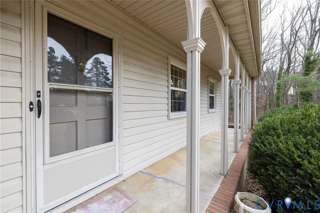 $275,000 | 42 Maple Lane, Blackstone, VA 23824