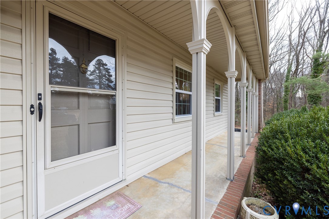 42 Maple Lane Blackstone, VA 23824 - Photo 2 of 35 a view of front door