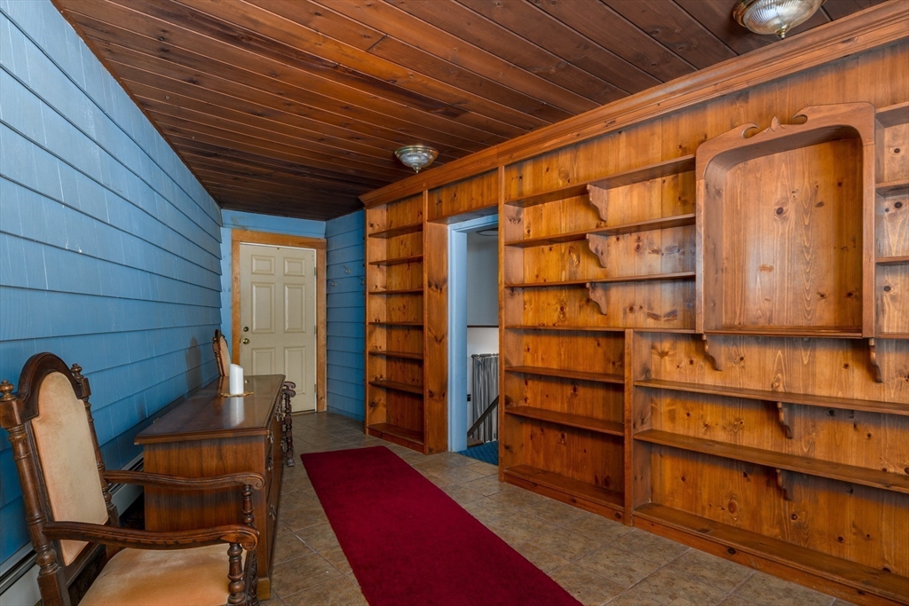55 Old Common Road Auburn, MA 01501 - Photo 25 of 36