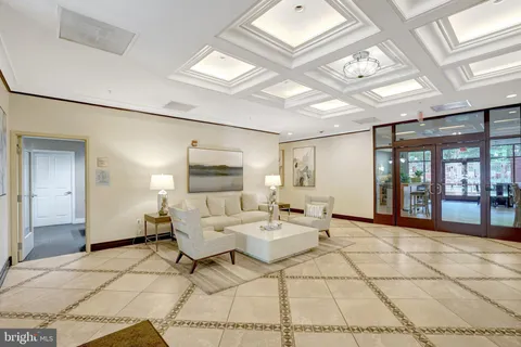 $499,990 | 1201 North Garfield Street, Unit 202, Arlington, VA 22201
