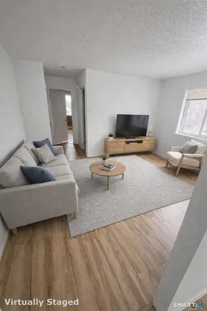 $1,350 | 35 Woodward Avenue, Waterbury, CT 06705