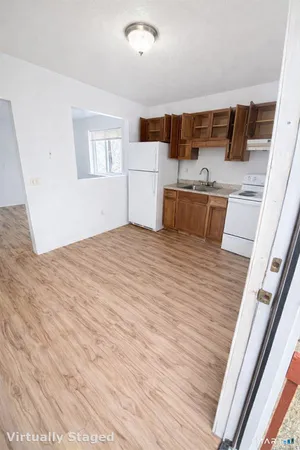 $1,350 | 35 Woodward Avenue, Waterbury, CT 06705