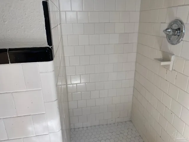 $325,000 | 7059 Milton Drive, Milton, FL 32583