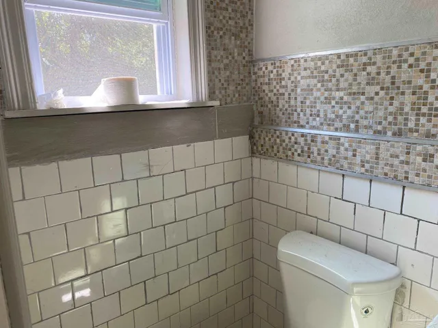 $325,000 | 7059 Milton Drive, Milton, FL 32583