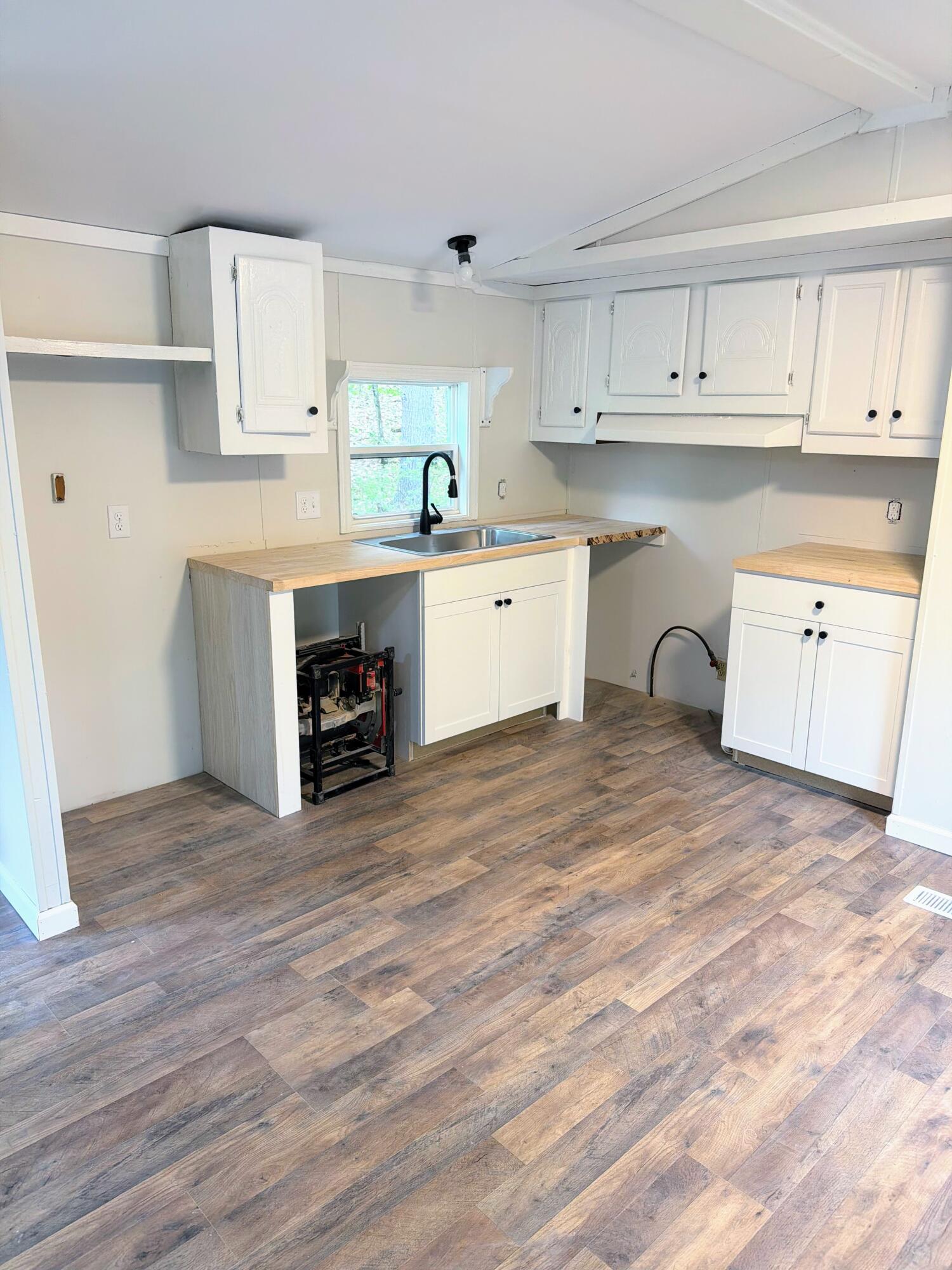 232 Berry Road Wayne, ME 04284 - Photo 6 of 11