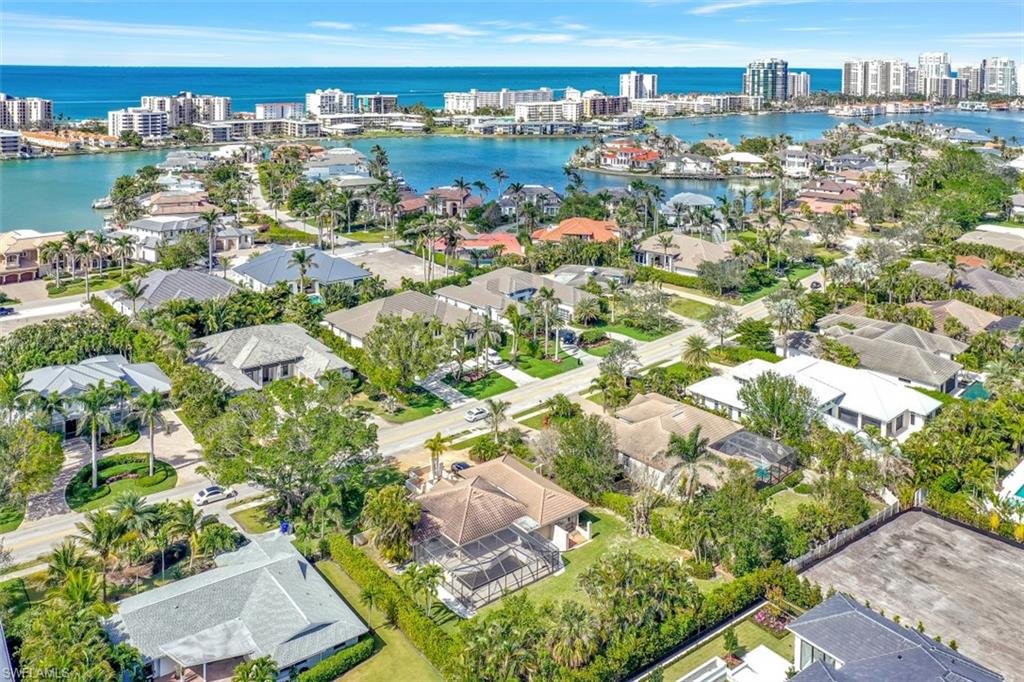 3000 Crayton Road Naples, FL 34103 - Photo 3 of 19 Gallery Image 3