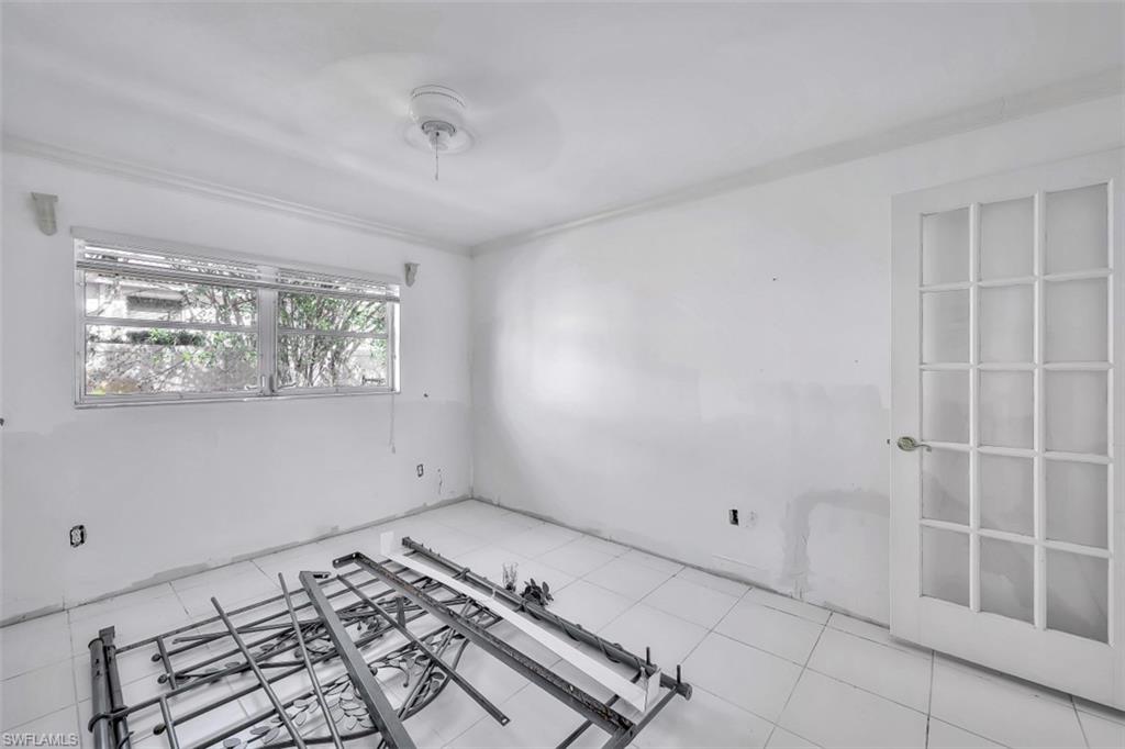 3000 Crayton Road Naples, FL 34103 - Photo 10 of 19 Gallery Image 10