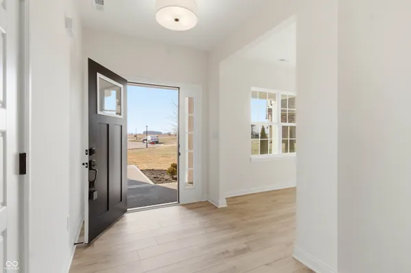 $695,900 | 656 Jefferson Valley, Coatesville, IN 46121