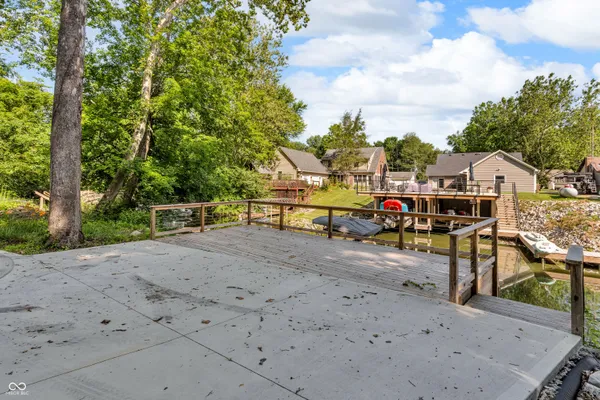 $695,900 | 656 Jefferson Valley, Coatesville, IN 46121