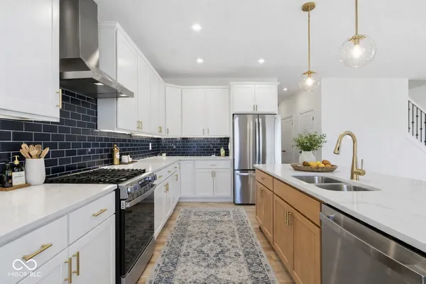 $695,900 | 656 Jefferson Valley, Coatesville, IN 46121