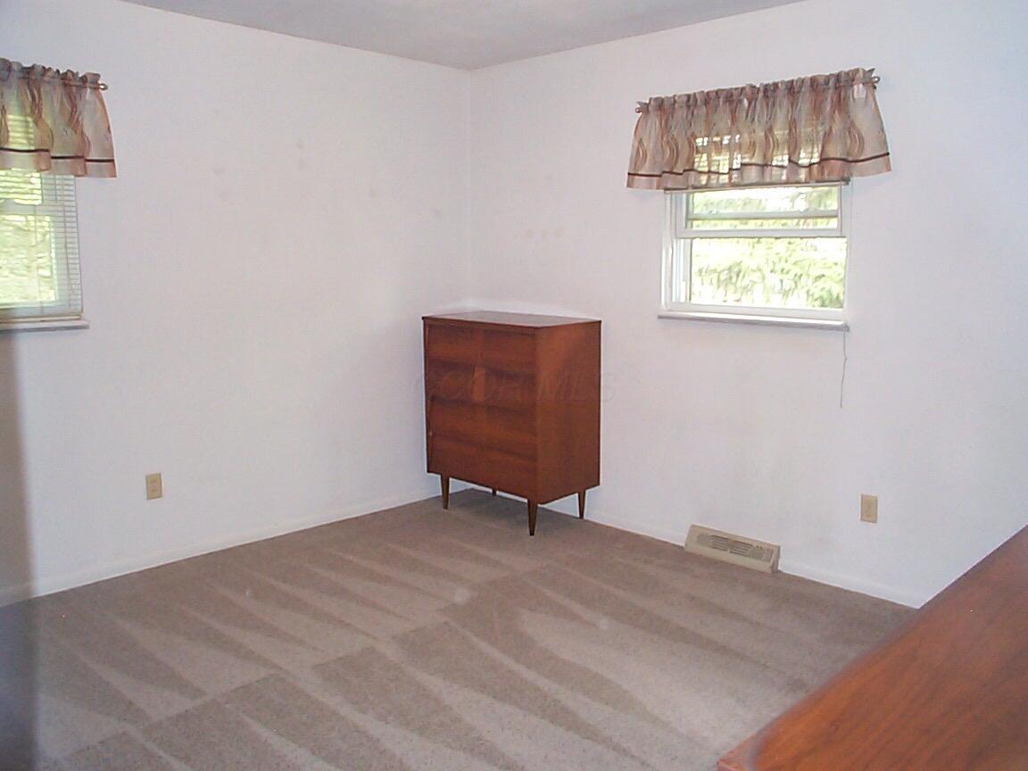 4432 Danforth Road Columbus, OH 43224 - Photo 17 of 26 Main Bedroom 1