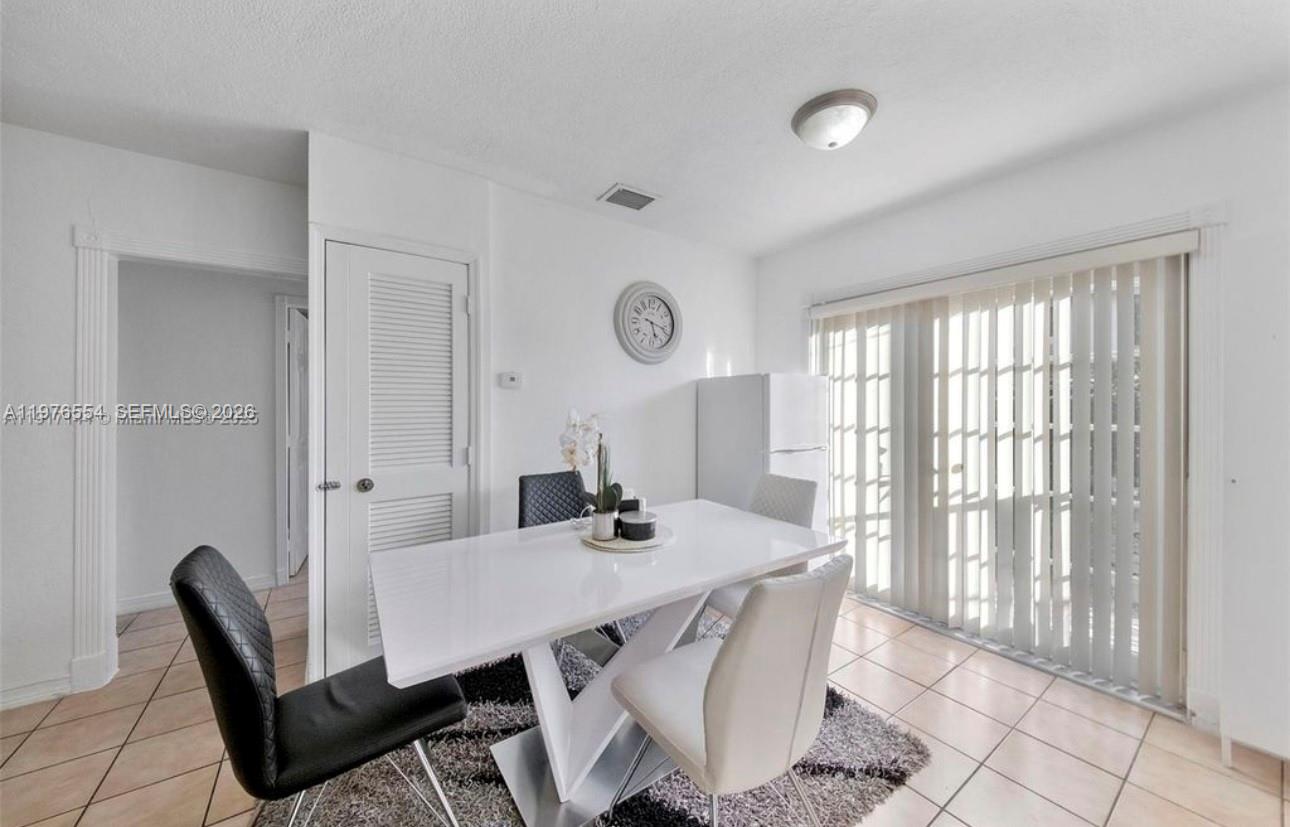 5300 Southwest 6th Street Miami, FL 33134 - Photo 13 of 20 Photo 13