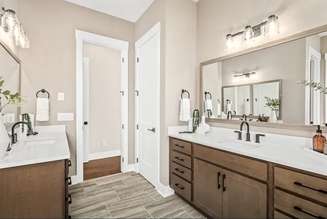 $1,349,990 | 5924 Luke Court, Arrington, TN 37014