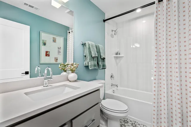 $1,349,990 | 5924 Luke Court, Arrington, TN 37014