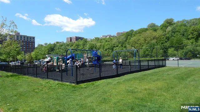 $499,000 | 24 Ave At Port Imperial, Unit 318, West New York, NJ 07093