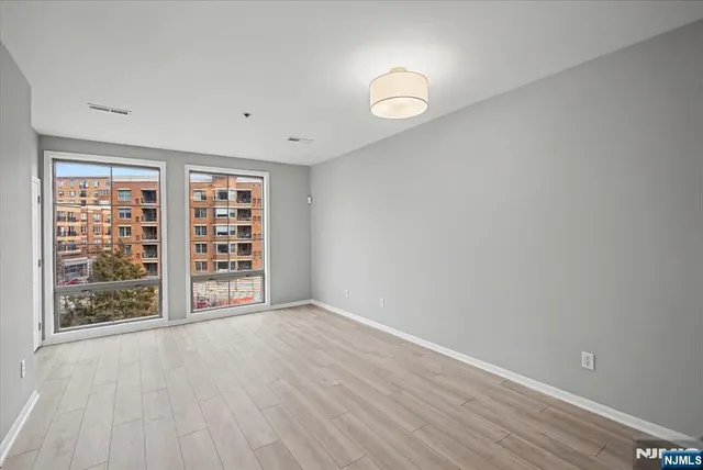 $499,000 | 24 Ave At Port Imperial, Unit 318, West New York, NJ 07093