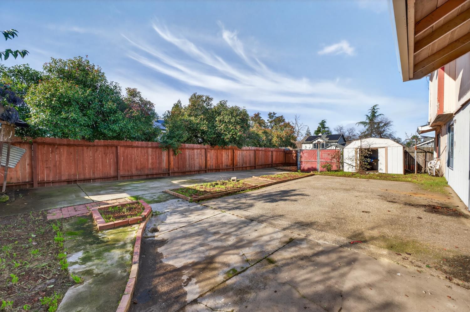 622 Q Street Lincoln, CA 95648 - Photo 21 of 25 a view of a backyard